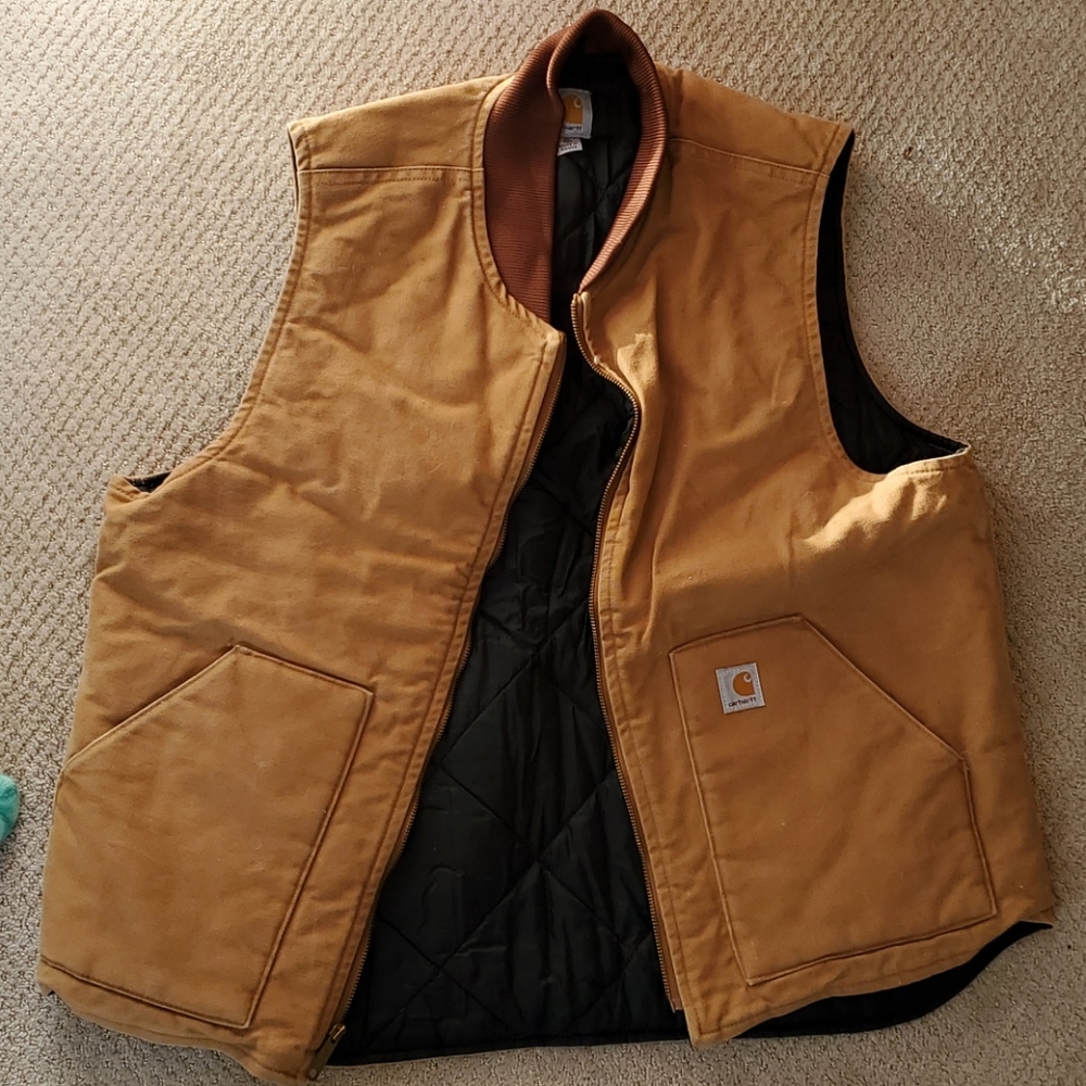 Men's Carhartt vest